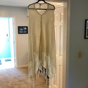 LuLa Roe Mimi Poncho Simply Comfortable